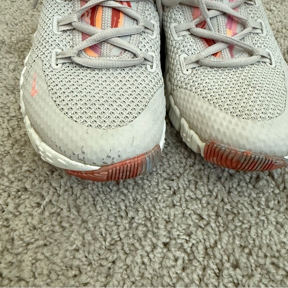 Nike Free Metcon 4 Desert Sand Crimson Bliss Women’s Size 9 - Picture 3 of 8